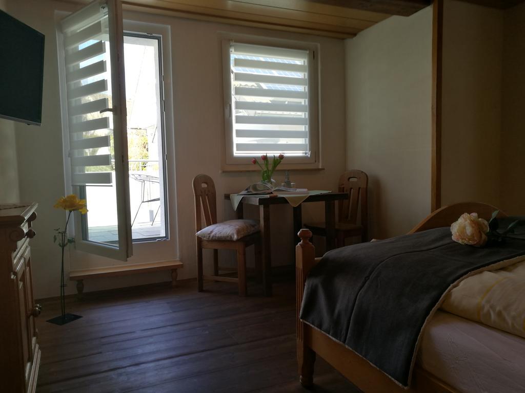 Pension Und Restaurant Reck Aulendorf Luaran gambar