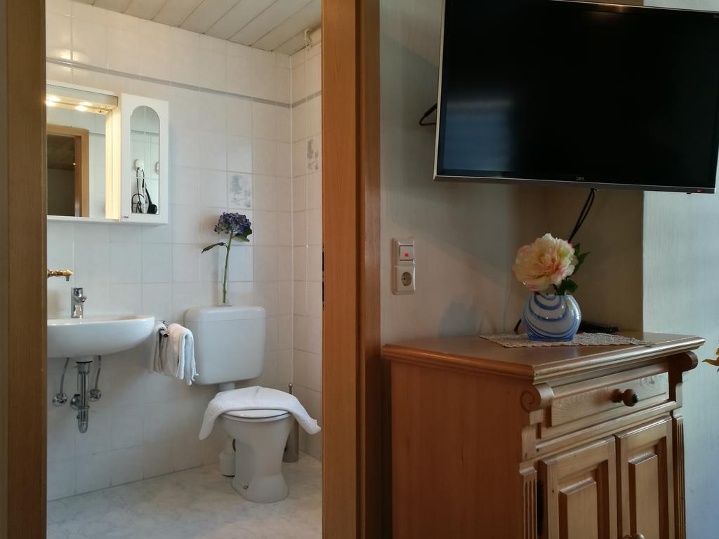 Pension Und Restaurant Reck Aulendorf Luaran gambar