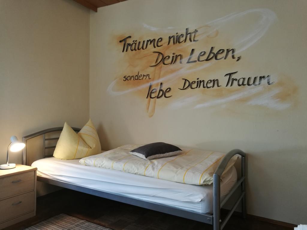 Pension Und Restaurant Reck Aulendorf Luaran gambar