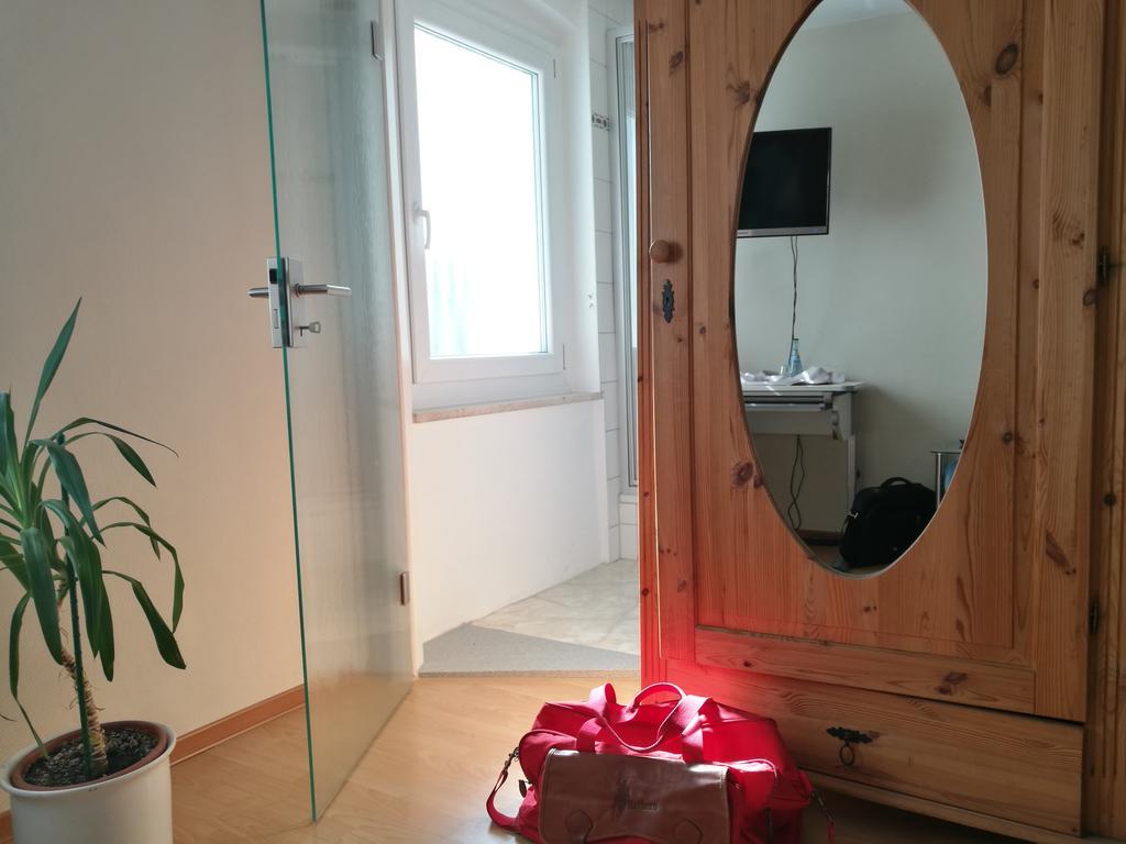 Pension Und Restaurant Reck Aulendorf Luaran gambar